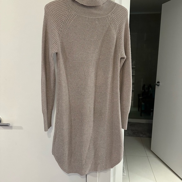 Wilfred Free Bianca Sweater Dress - Gray, Aritzia - Picture 4 of 5